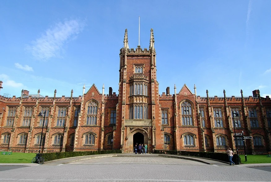 QUB01