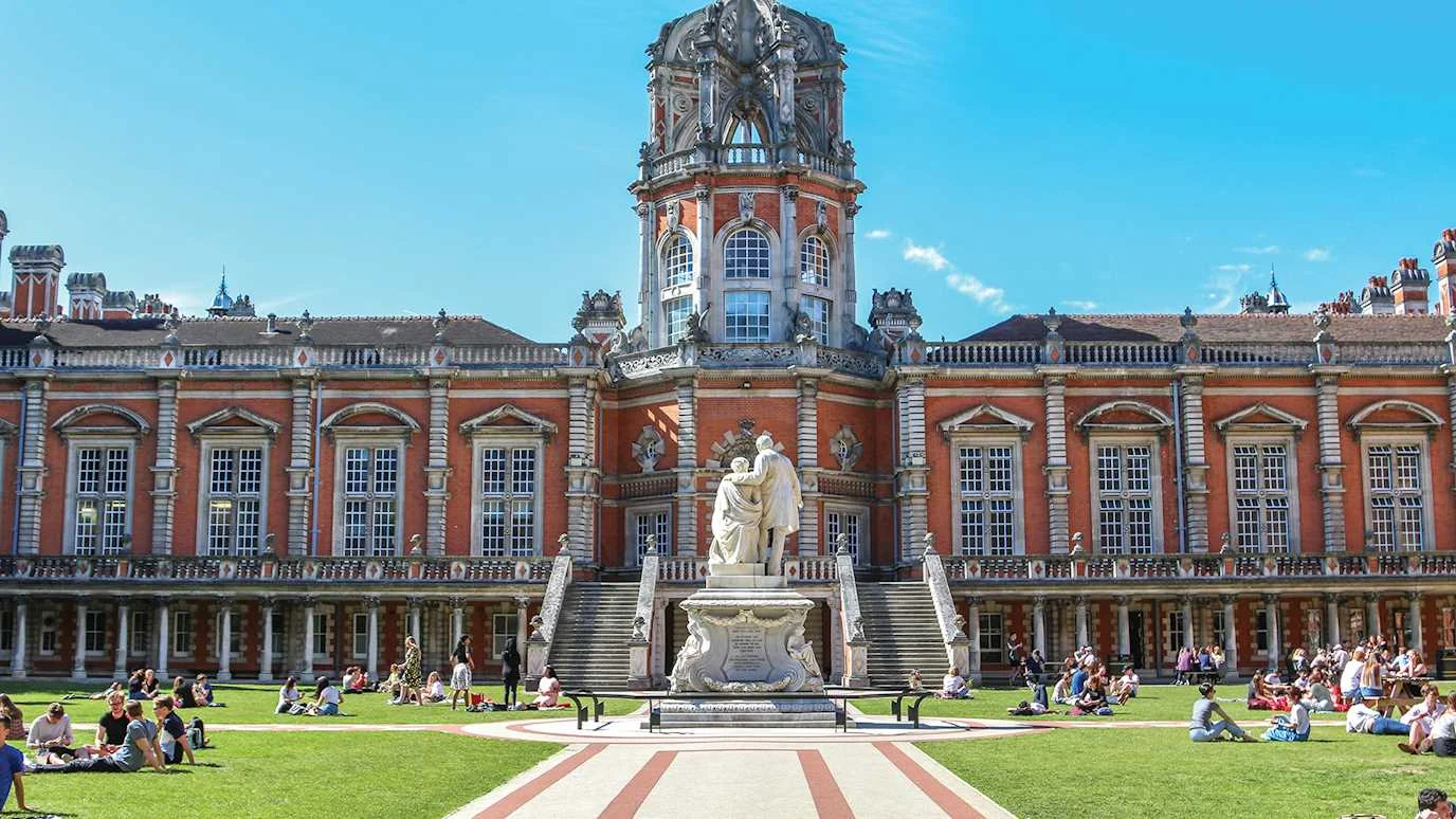 south-quad_statue_rt-for-ugp-20-cover