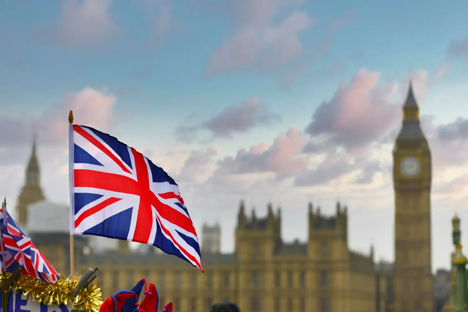 英國留學代辦全攻略｜申請流程、費用比較與成功關鍵一次看懂